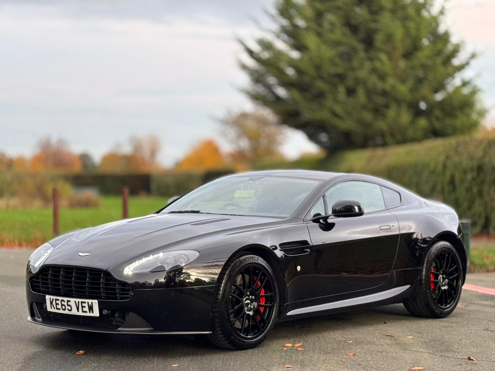 ASTON MARTIN VANTAGE V8 AUTO