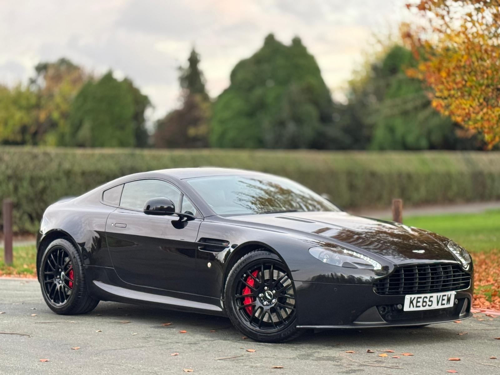 ASTON MARTIN VANTAGE V8 AUTO