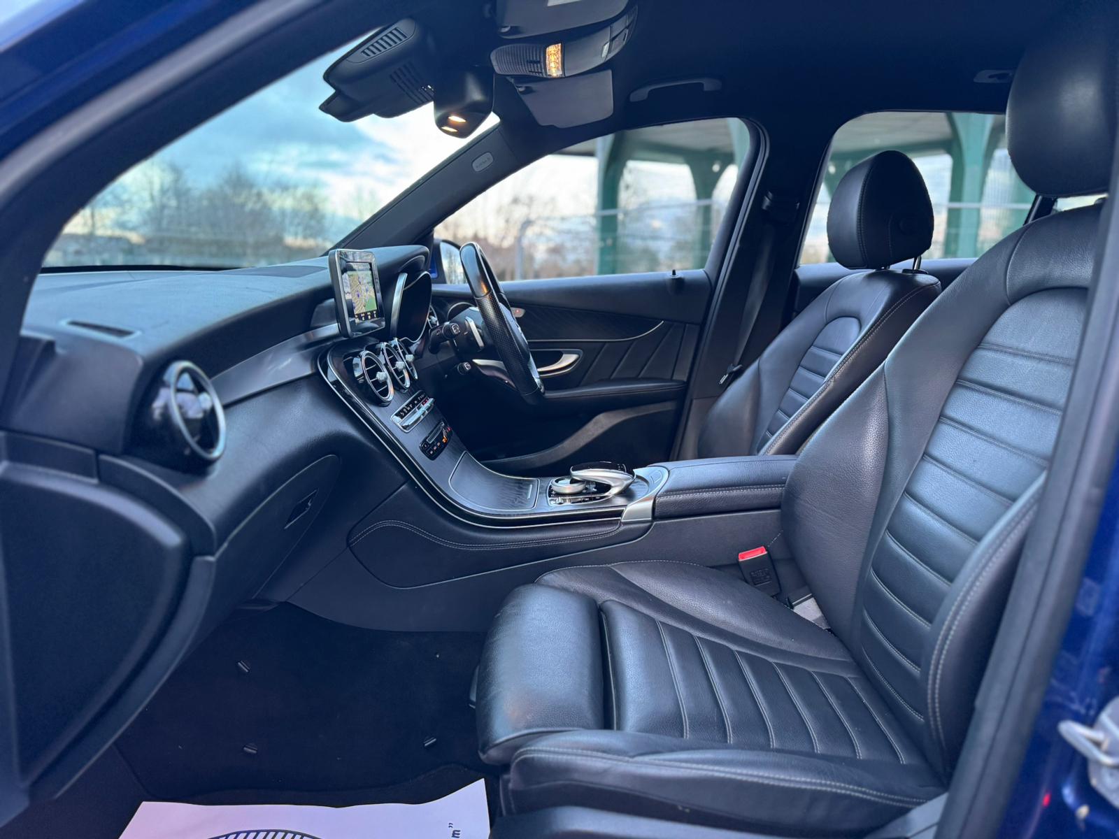 MERCEDES-BENZ GLC 250 D 4MATIC AMG LINE AUTO