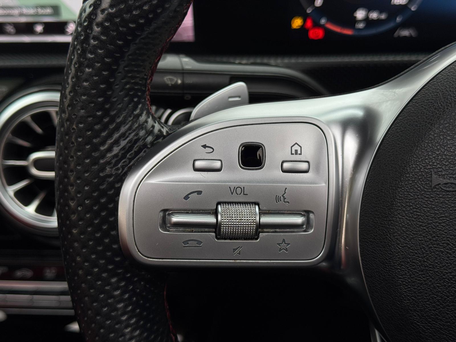 MERCEDES-BENZ CLA 200 AMG LINE PREMIUM + A