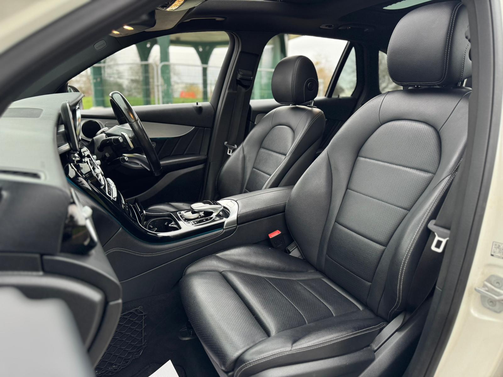 MERCEDES-BENZ GLC 220 D 4M AMG LINE PREM A