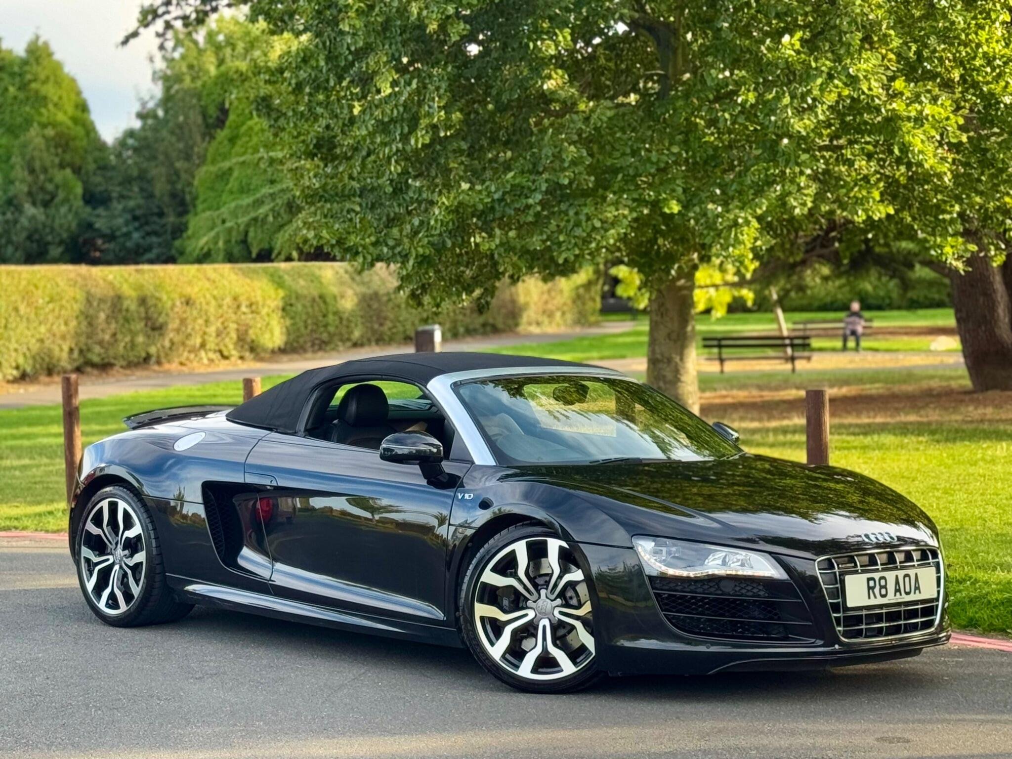 AUDI R8 SPYDER QUATTRO V10 S-A