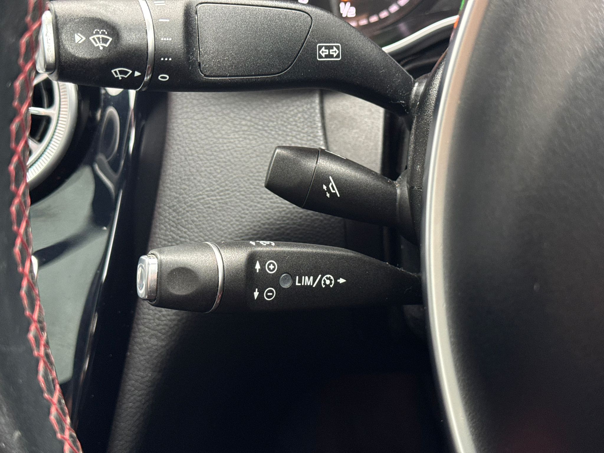 MERCEDES-BENZ AMG C 43 PREMIUM + 4MATIC A