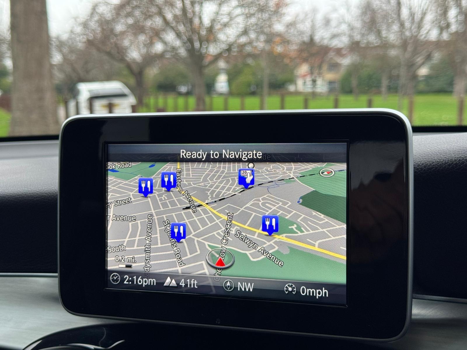 MERCEDES-BENZ GLC 220 D 4M AMG LINE PREM A