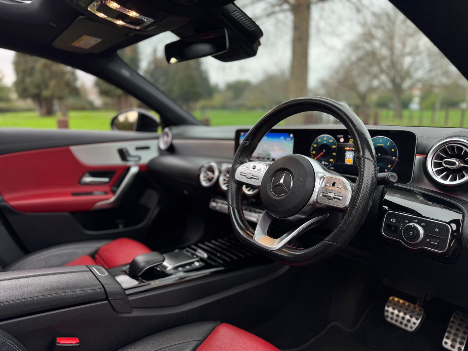 MERCEDES-BENZ CLA 200 AMG LINE PREMIUM + A