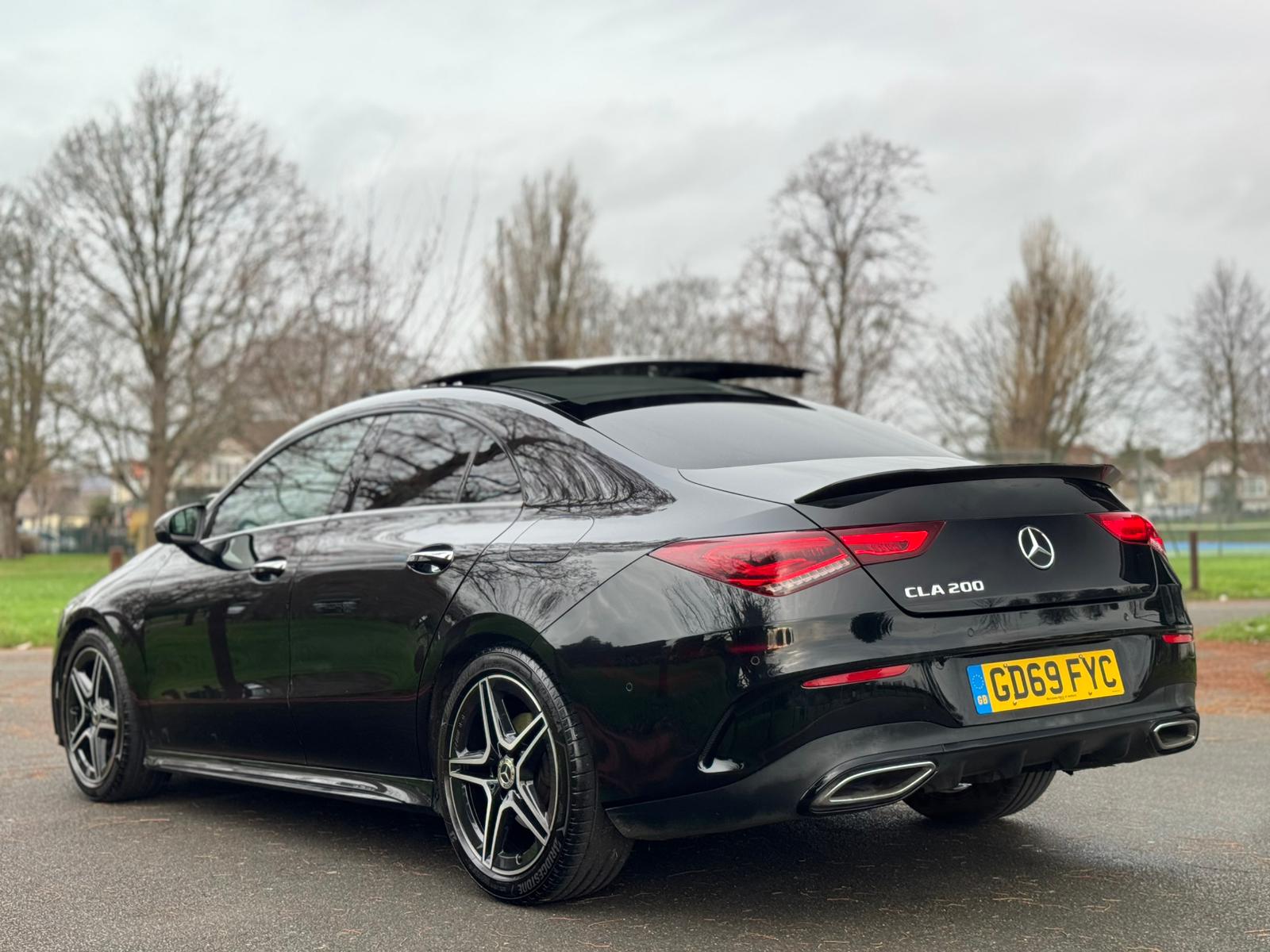 MERCEDES-BENZ CLA 200 AMG LINE PREMIUM + A