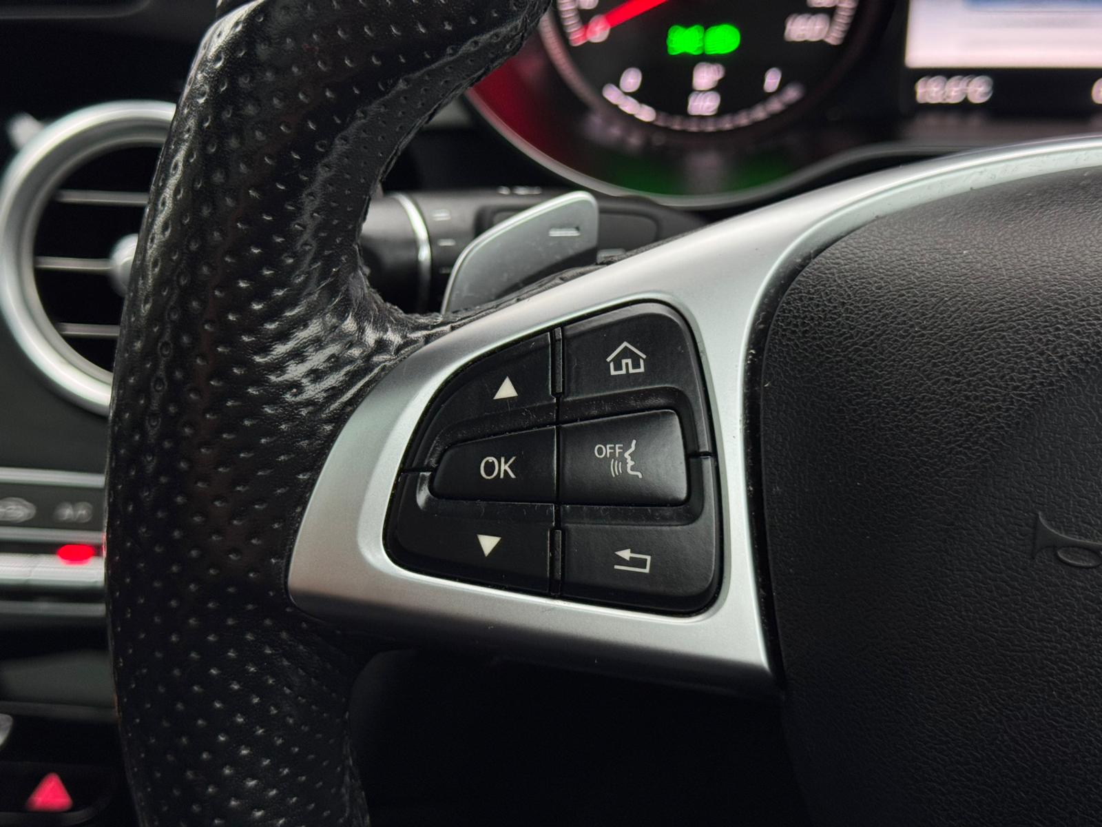 MERCEDES-BENZ GLC 220 D 4M AMG LINE PREM A