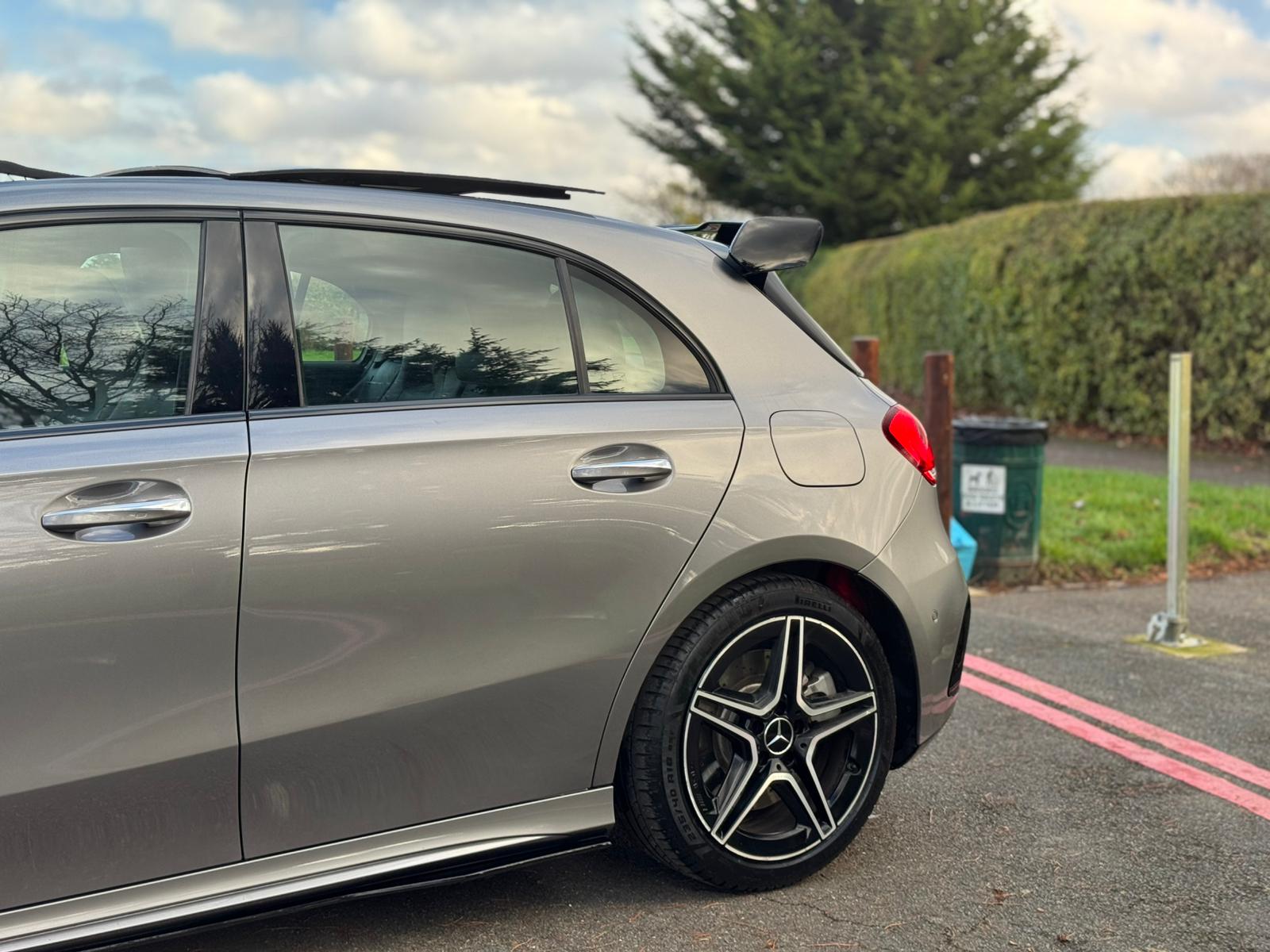 MERCEDES-BENZ AMG A 35 4MATIC PREMIUM + AUTO