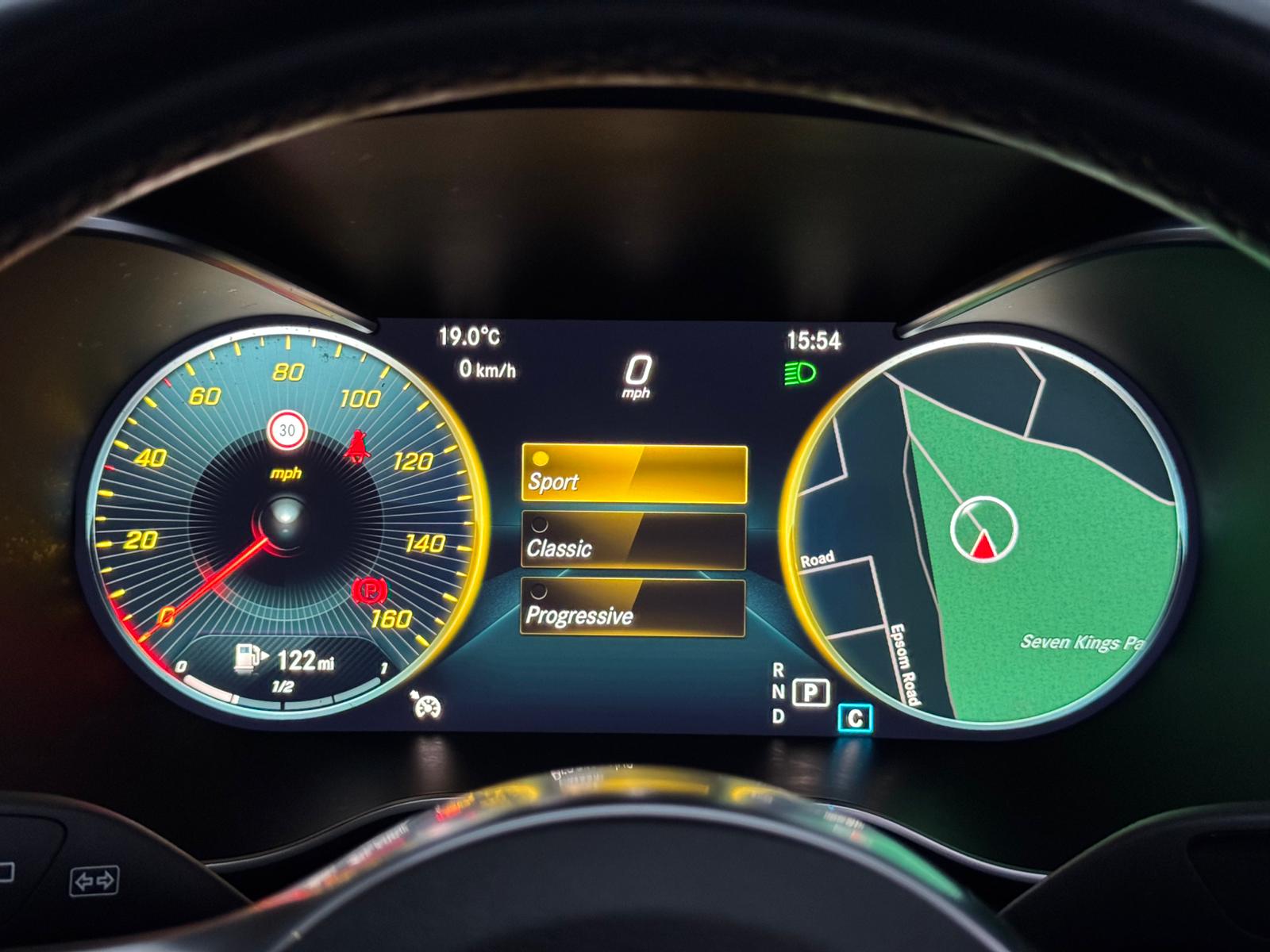 MERCEDES-BENZ C 220 AMG LINE PREMIUM + D A