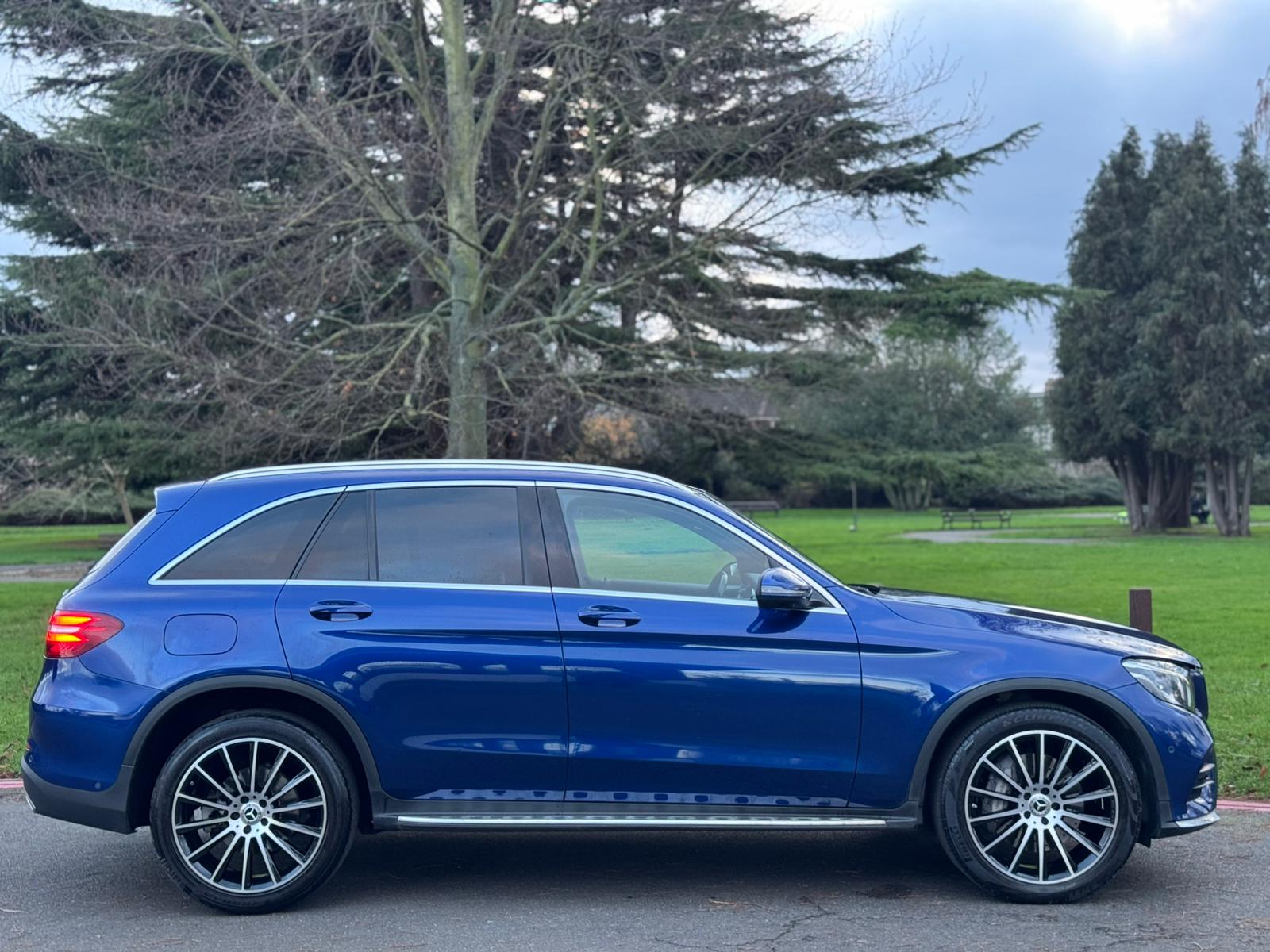 MERCEDES-BENZ GLC 250 D 4MATIC AMG LINE AUTO