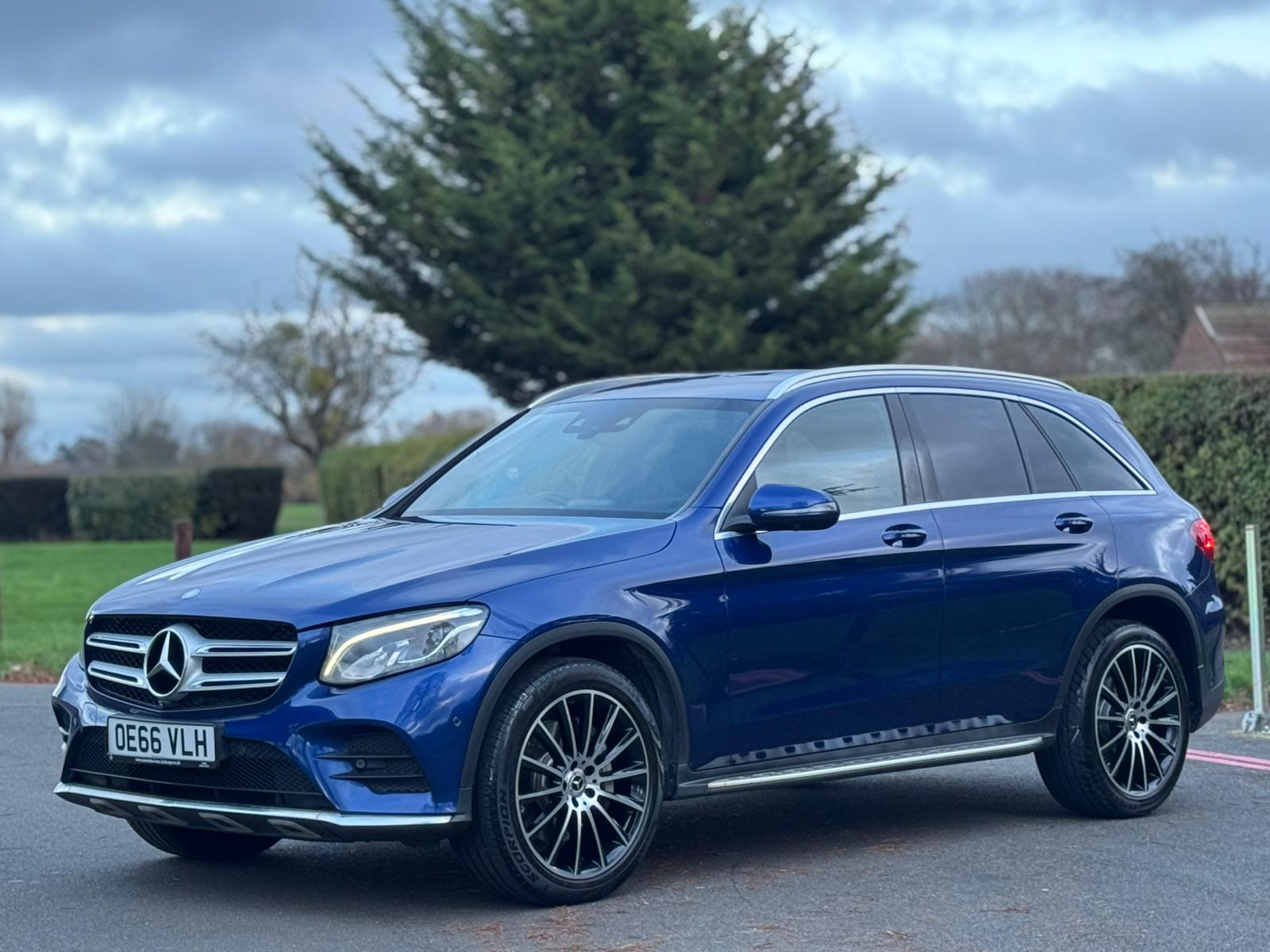 MERCEDES-BENZ GLC 250 D 4MATIC AMG LINE AUTO