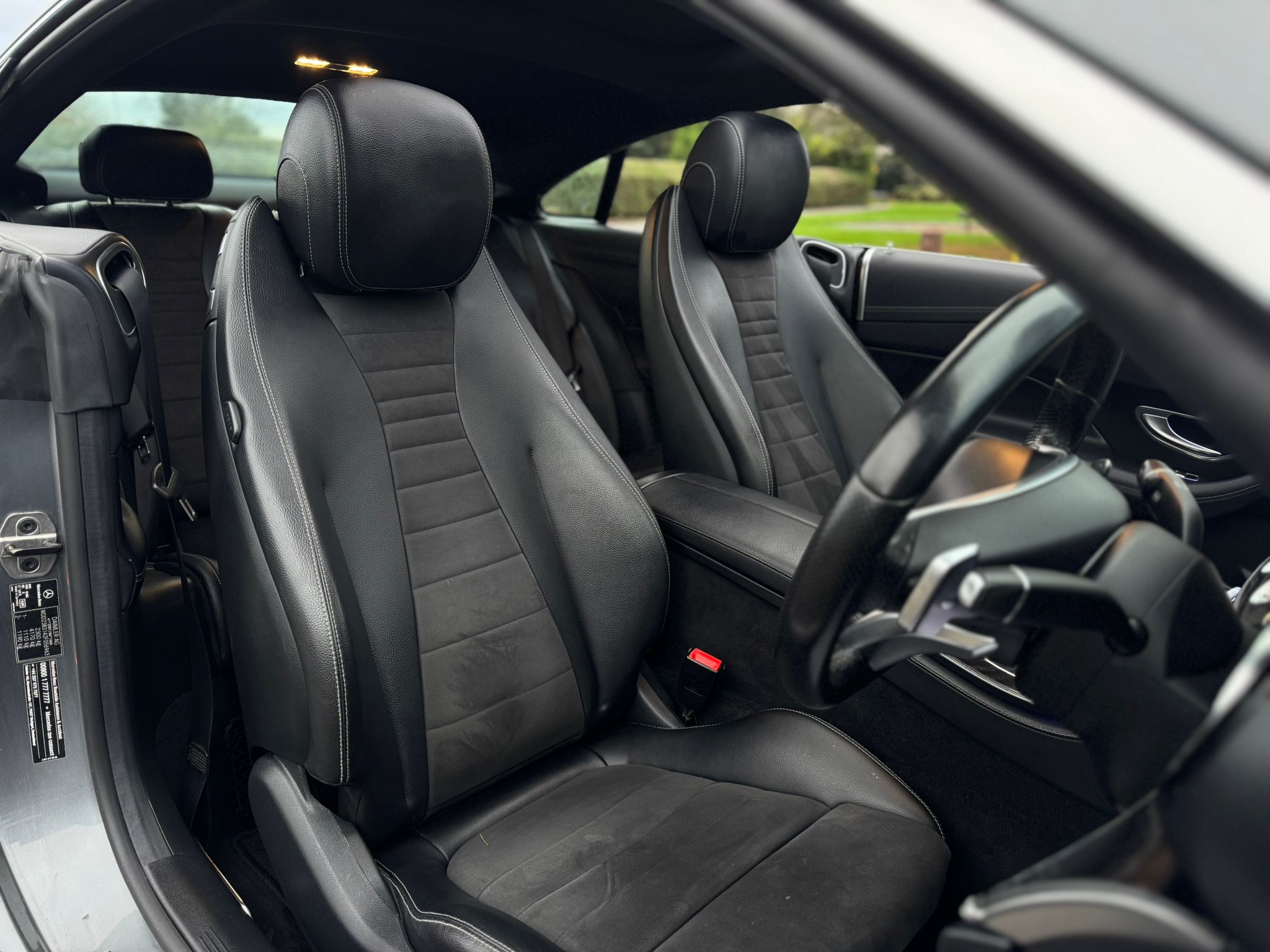 MERCEDES-BENZ E 220 D AMG LINE PREMIUM AUTO