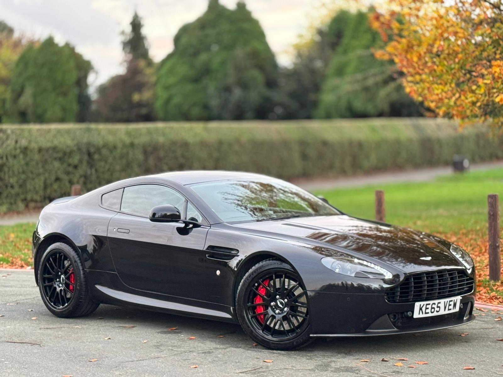 ASTON MARTIN VANTAGE V8 AUTO