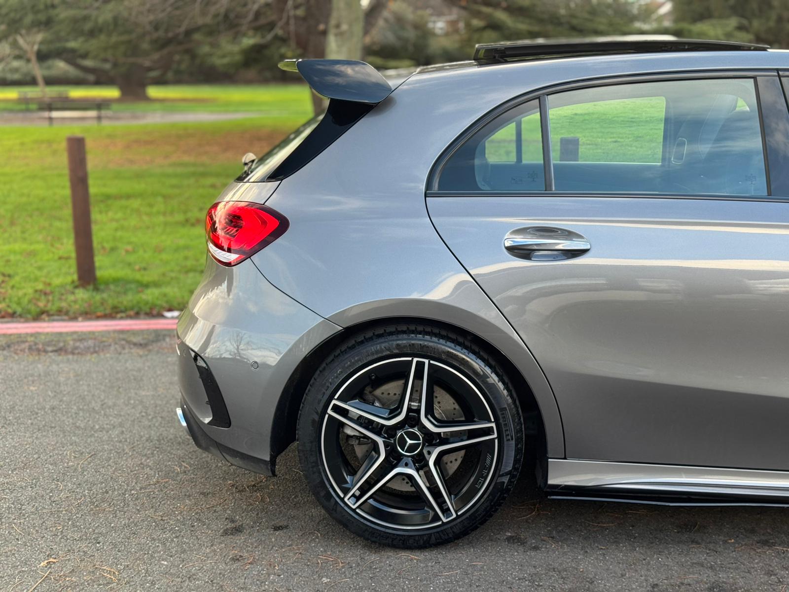 MERCEDES-BENZ AMG A 35 4MATIC PREMIUM + AUTO