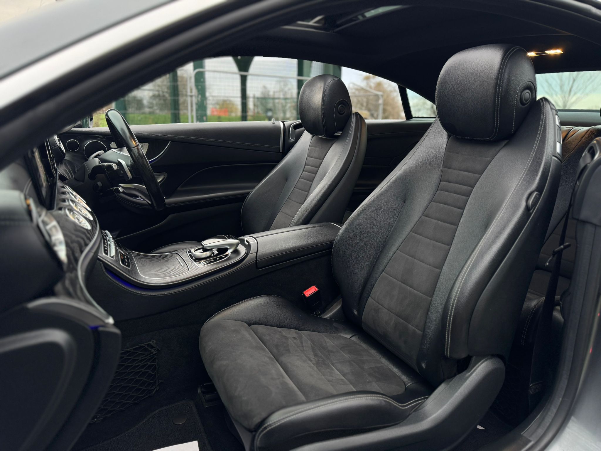 MERCEDES-BENZ E 220 D AMG LINE PREMIUM AUTO