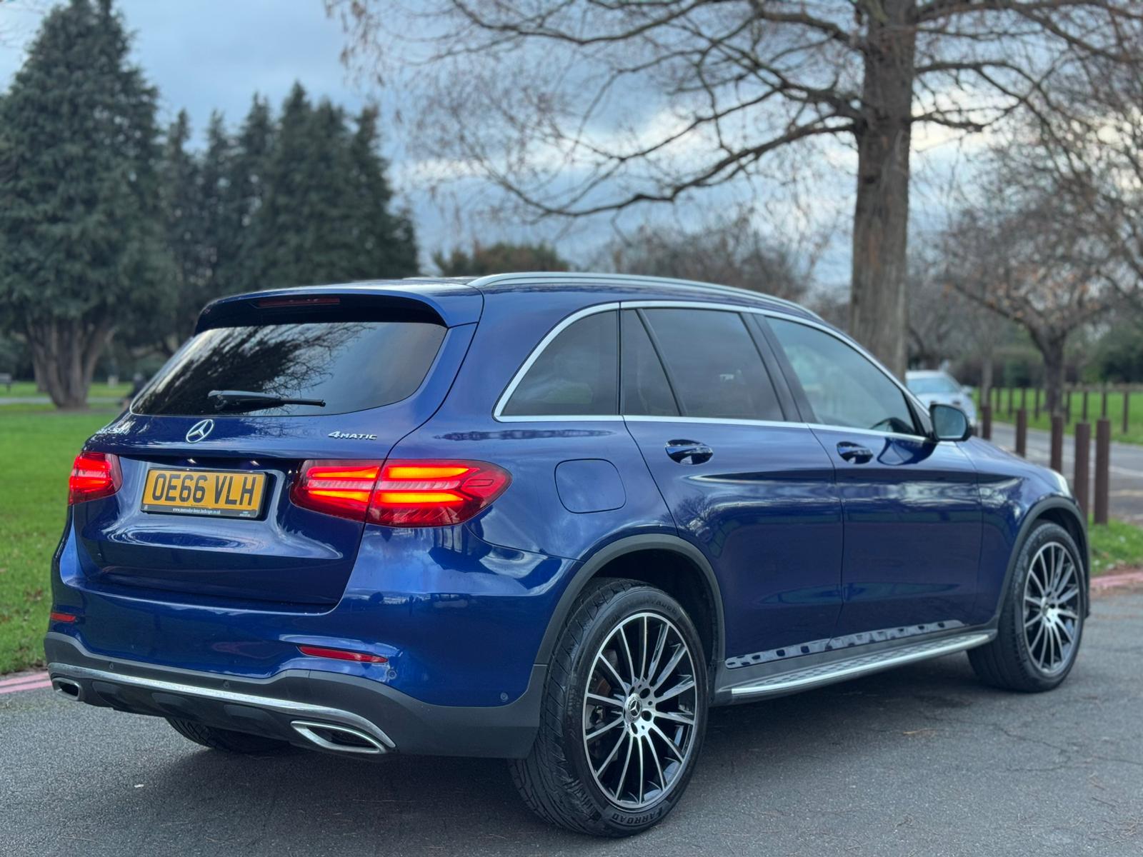 MERCEDES-BENZ GLC 250 D 4MATIC AMG LINE AUTO