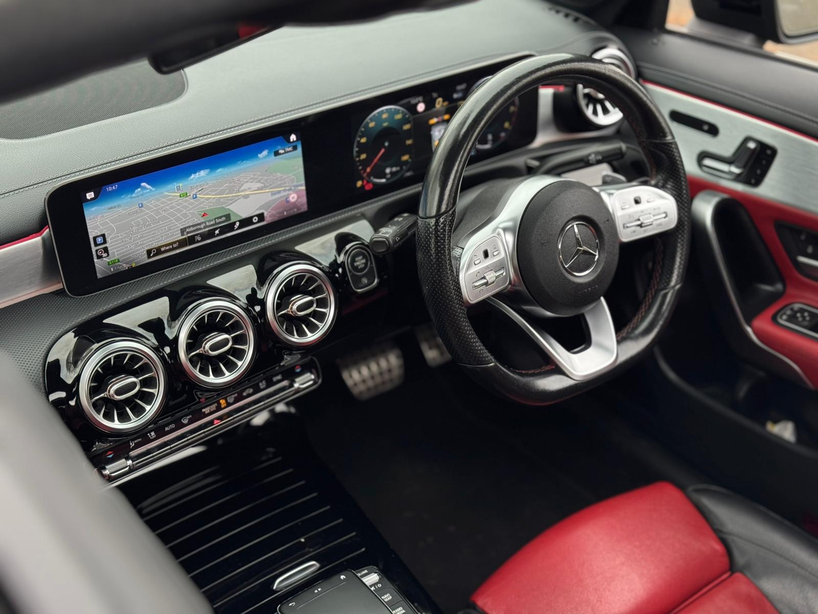 MERCEDES-BENZ CLA 200 AMG LINE PREMIUM + A