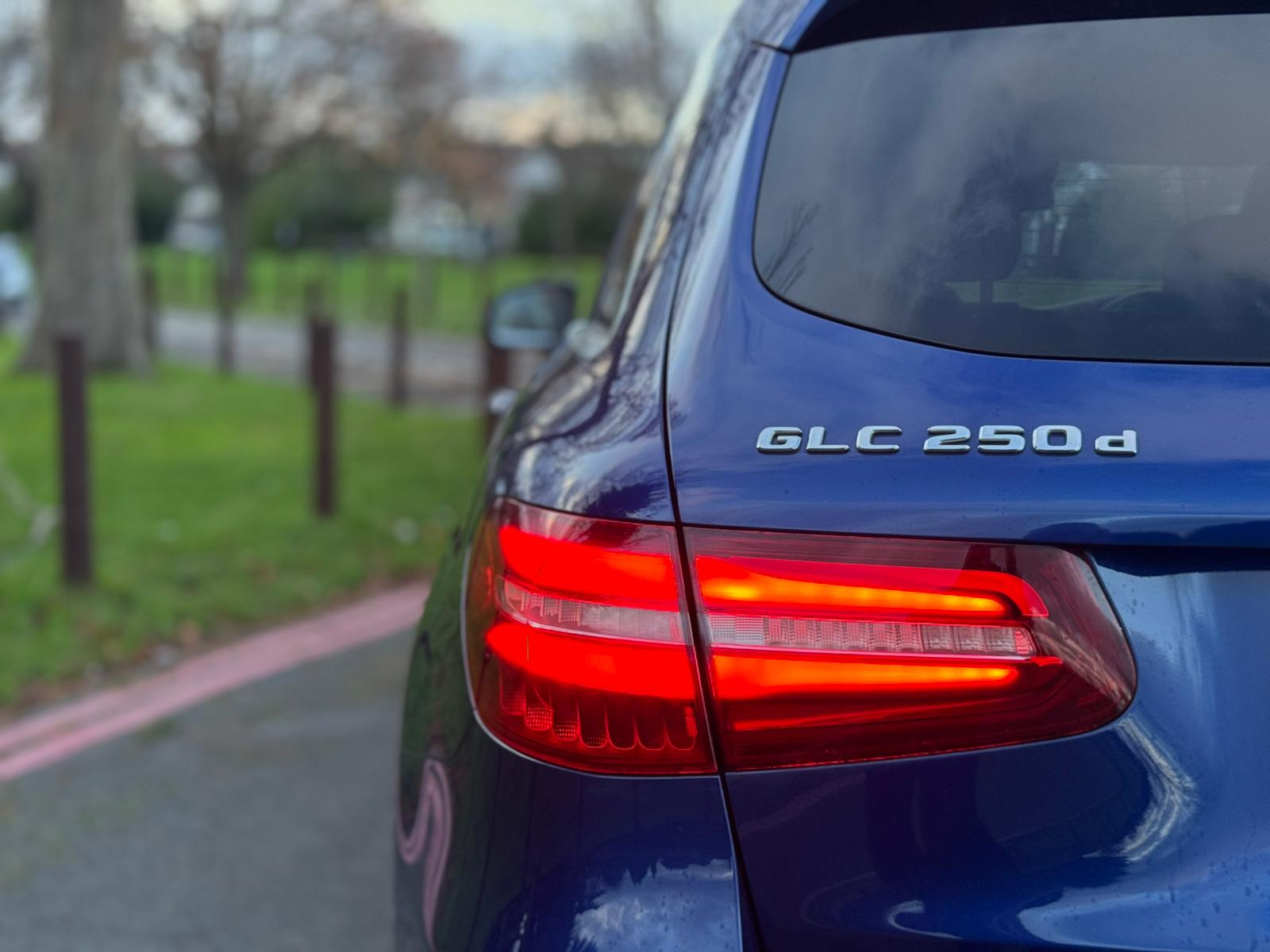 MERCEDES-BENZ GLC 250 D 4MATIC AMG LINE AUTO