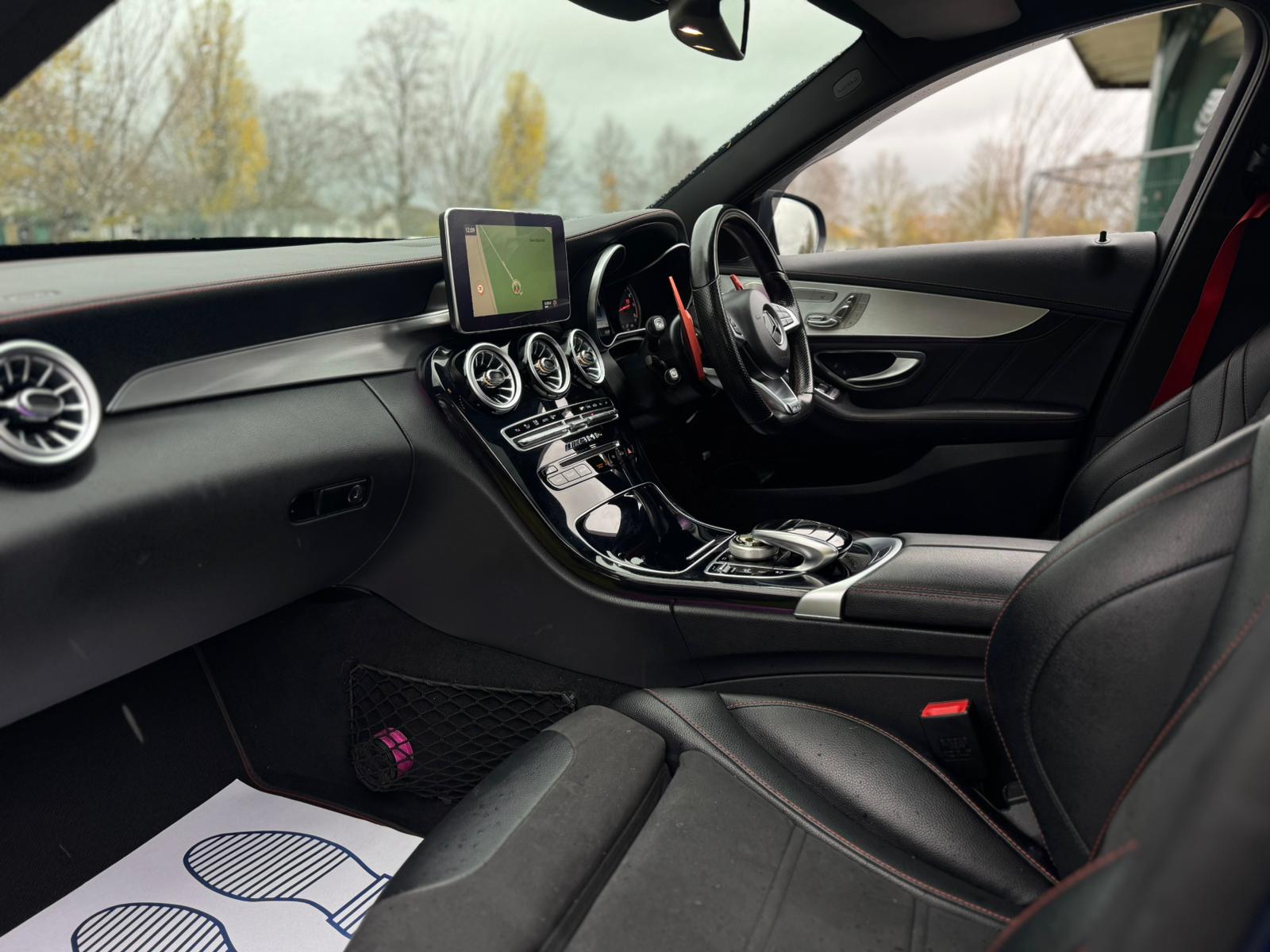 MERCEDES-BENZ AMG C 43 PREMIUM + 4MATIC A