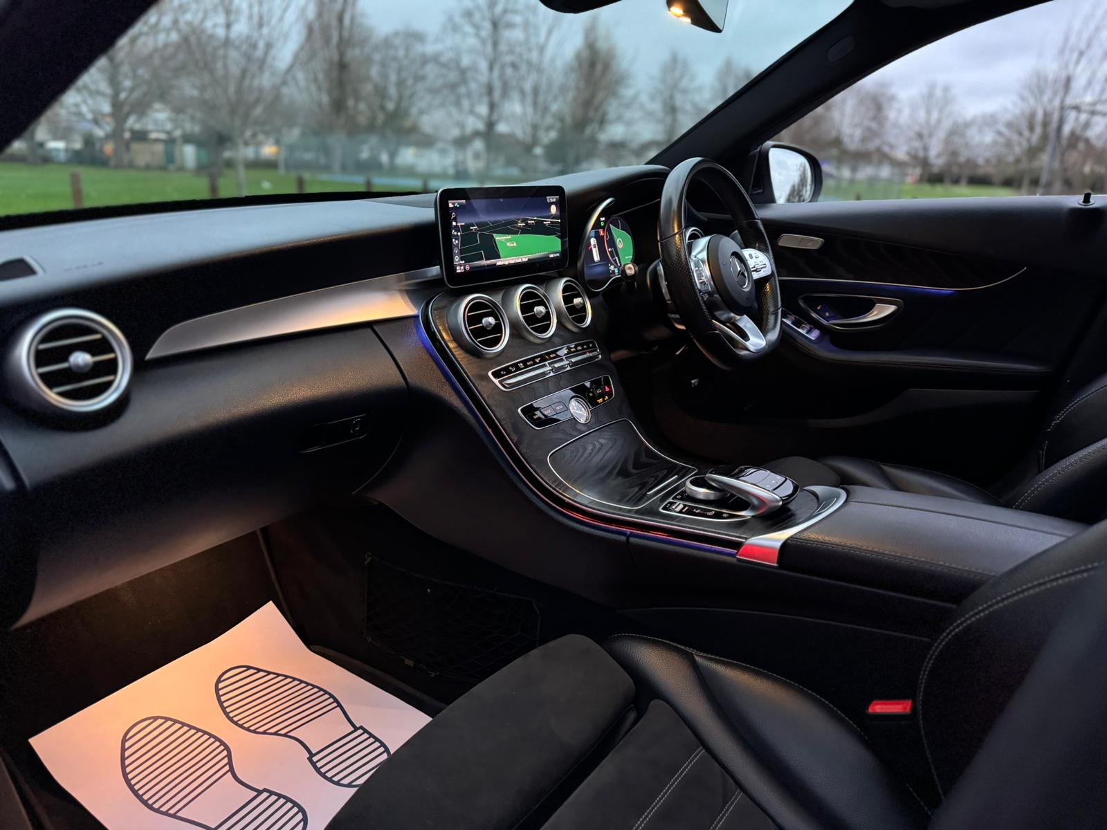 MERCEDES-BENZ C 220 AMG LINE PREMIUM + D A