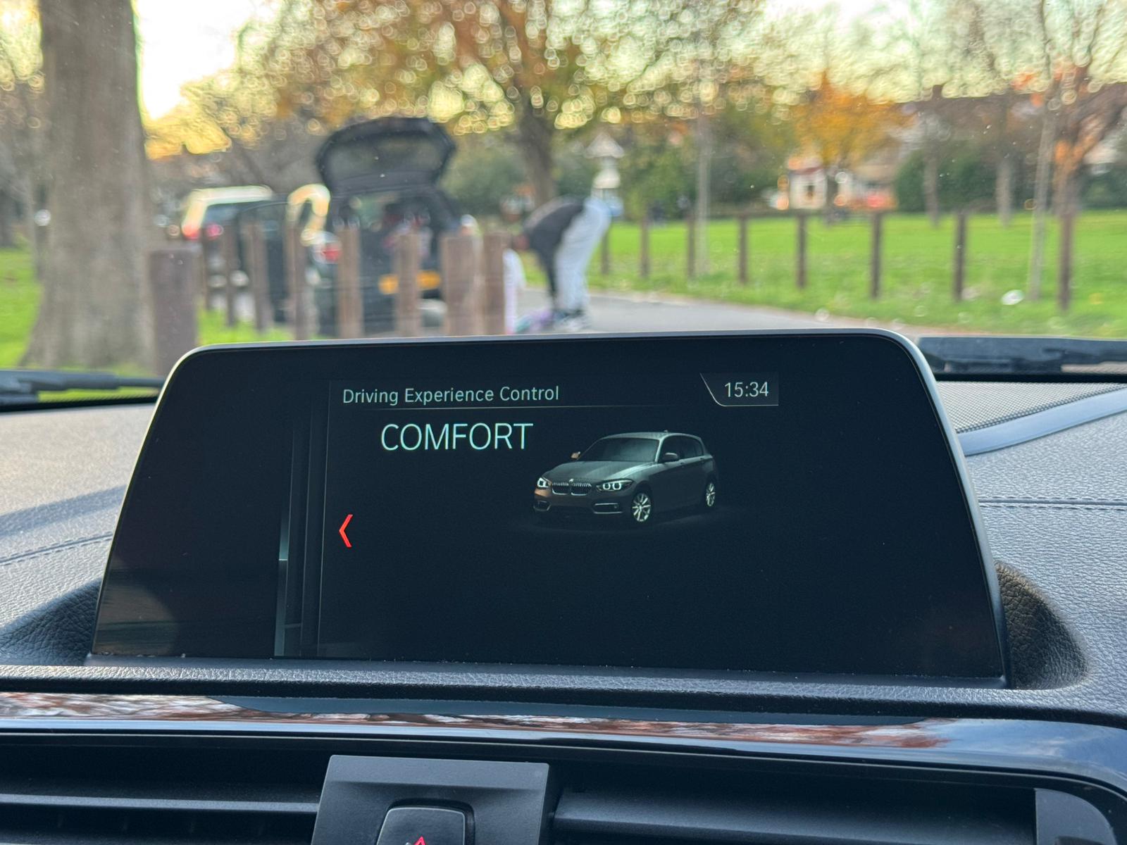 MERCEDES-BENZ A 220 AMG LINE AUTO