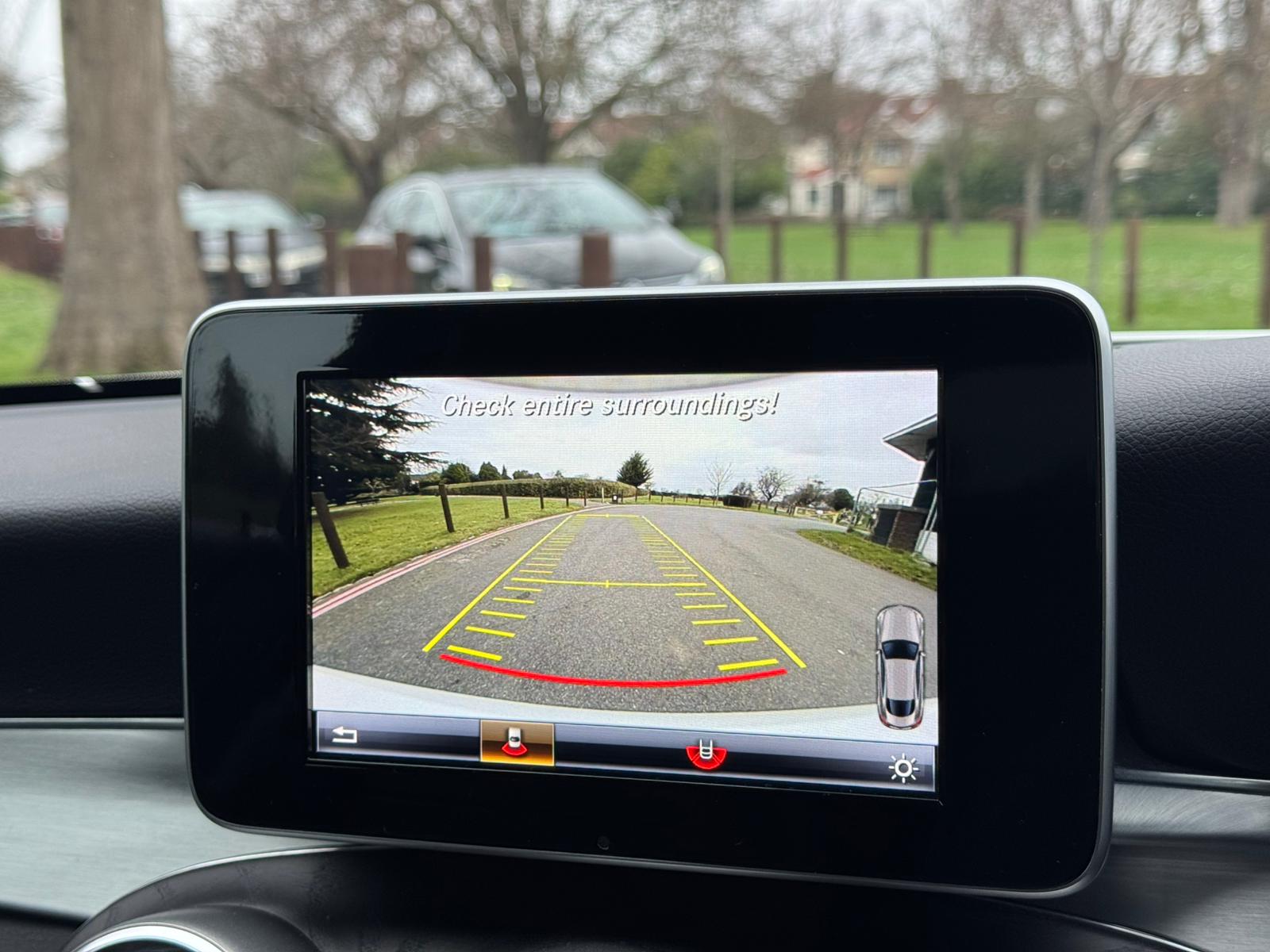 MERCEDES-BENZ C 200 AMG LINE PREMIUM AUTO