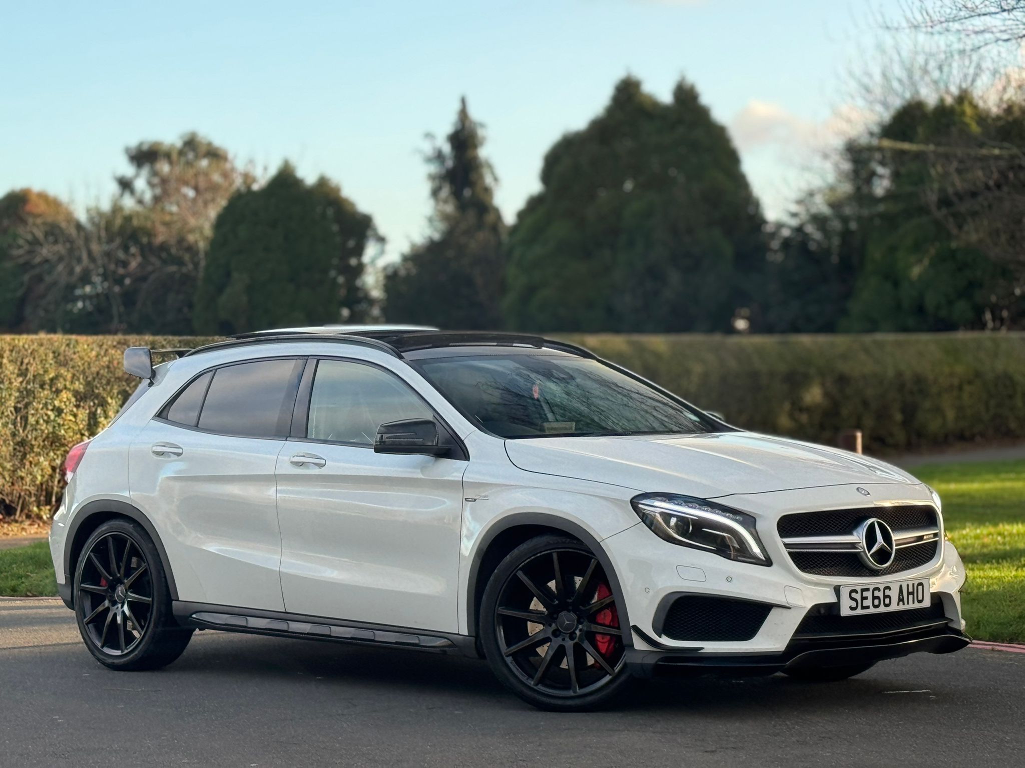 MERCEDES-BENZ AMG GLA 45 4MATIC PREMIUM AUTO