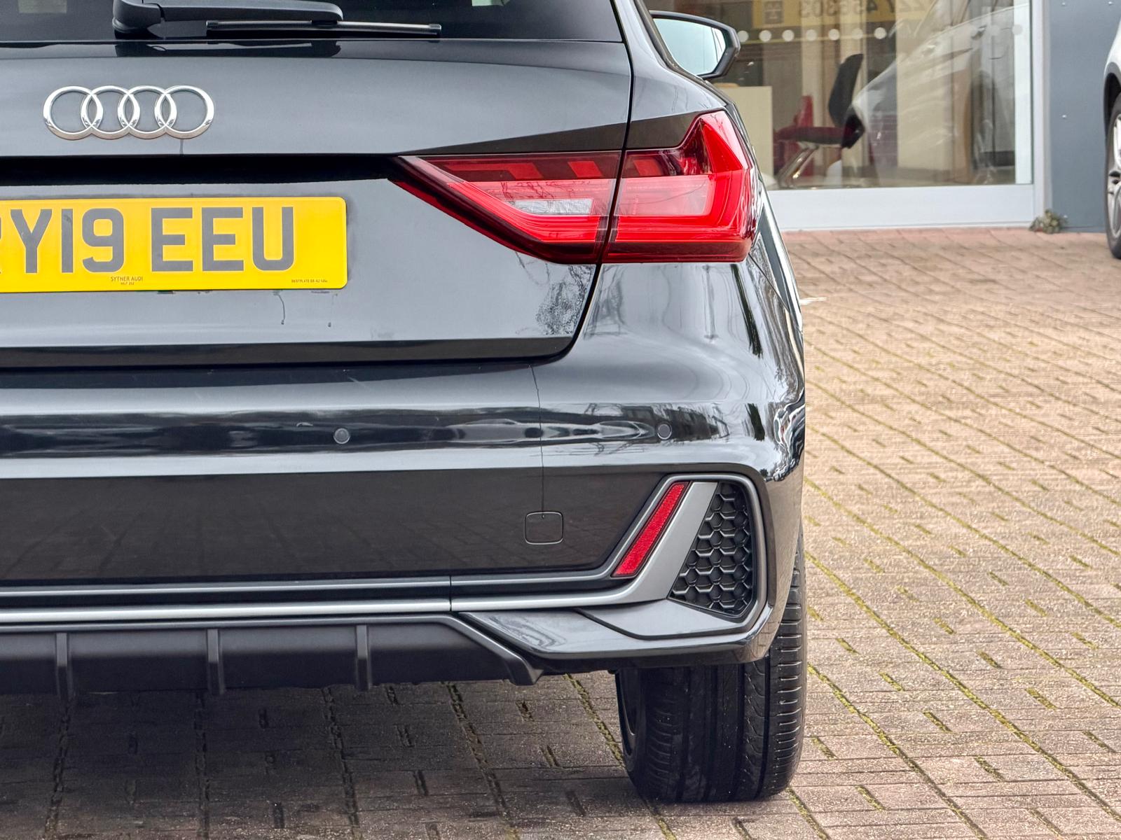 AUDI A1 S LN COMPETITION 40 TFSI SA