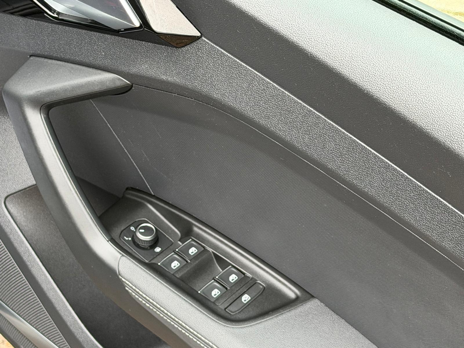 AUDI A1 S LN COMPETITION 40 TFSI SA