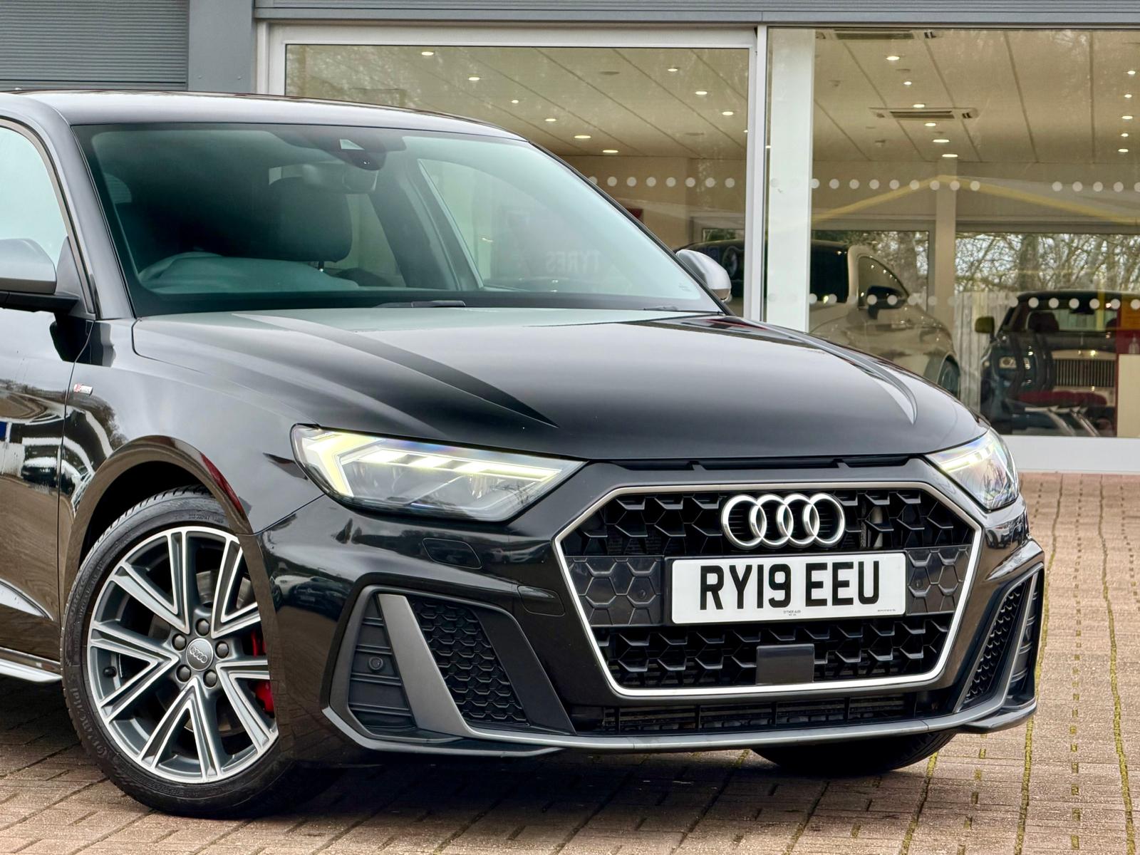 AUDI A1 S LN COMPETITION 40 TFSI SA