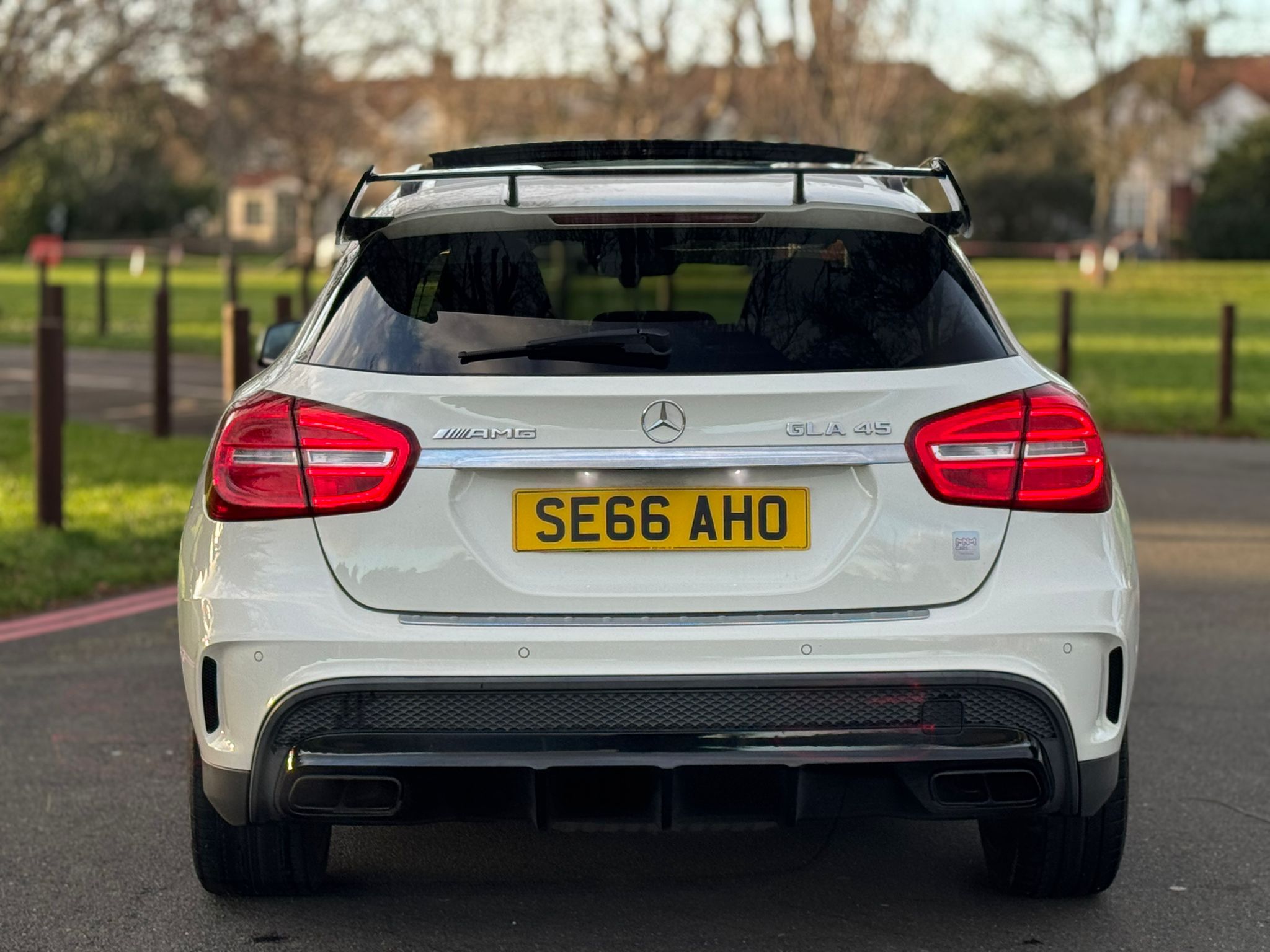 MERCEDES-BENZ AMG GLA 45 4MATIC PREMIUM AUTO