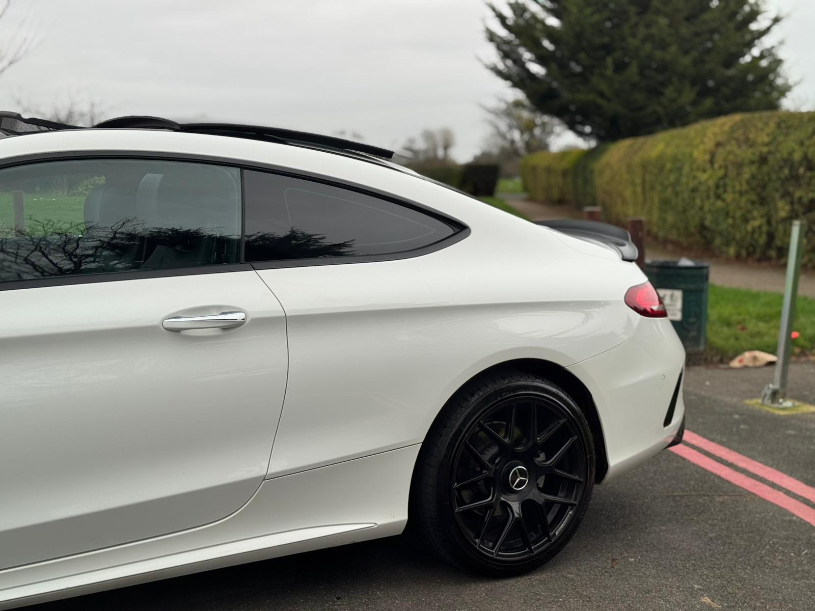 MERCEDES-BENZ C 200 AMG LINE PREMIUM AUTO