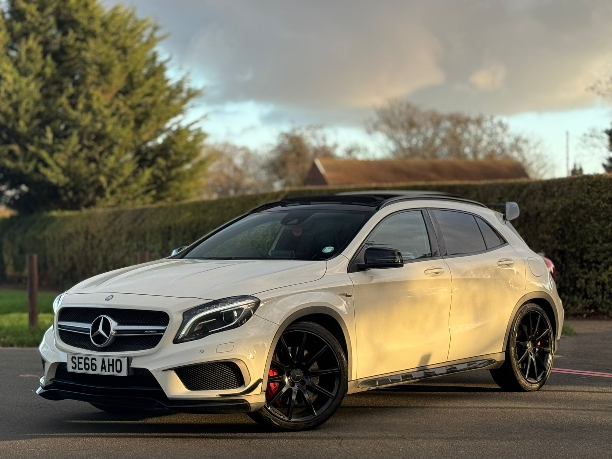 MERCEDES-BENZ AMG GLA 45 4MATIC PREMIUM AUTO