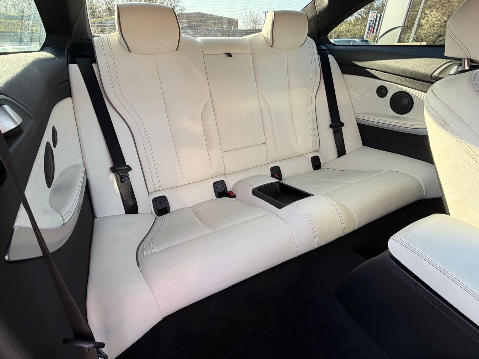 MERCEDES-BENZ A 220 AMG LINE AUTO
